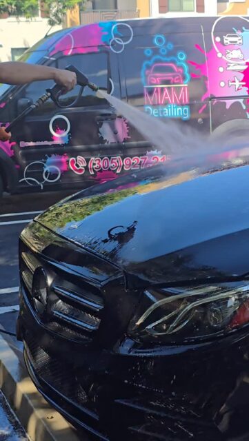 ✨ When it comes to your car, you don’t hand it to just anyone.Trust the Reel Professionals — trust Miami Detailing.We deliver exclusive, high-end mobile detailing designed for Miami’s most discerning drivers.📲 Phone number is in the bio.Contact us through Instagram or WhatsApp to reserve your service today.#MiamiDetailing #LuxuryDetailing #ExoticCarsMiami #PremiumAutoCare #MobileDetailingMiami